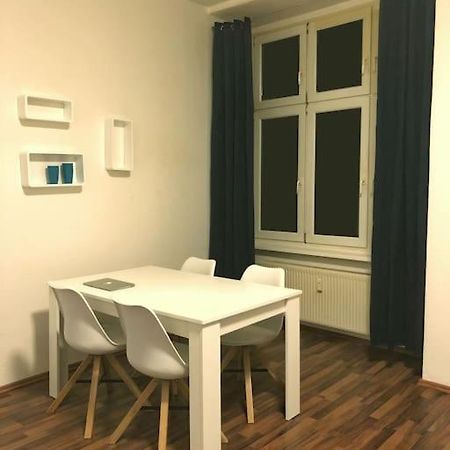 750 Sft Lovely Apartment In Central Berlin Mitte Exteriör bild